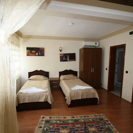 Hanedan Otel 3*